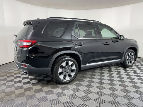 New 2026 Honda Pilot Elite image 6