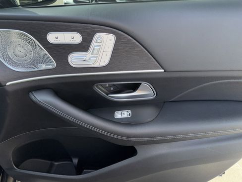 Certified 2022 Mercedes-Benz GLS 450 4MATIC image 16