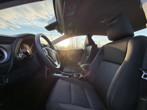 Used 2017 Toyota Corolla L image 24