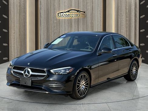 Used 2026 Mercedes-Benz C 300 Sedan w/ Exclusive Trim Package image 3