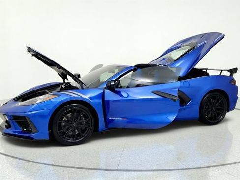 Used 2023 Chevrolet Corvette Stingray Premium Cpe w/ Z51 Performance Package RWD image 14
