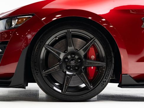 Used 2020 Ford Mustang Shelby GT500 w/ Carbon Fiber Track Pack RWD image 82