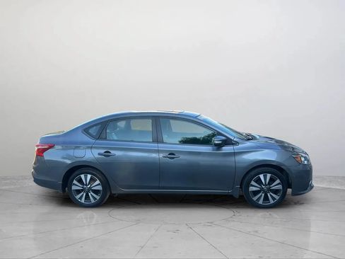 Used 2019 Nissan Sentra SL FWD image 9