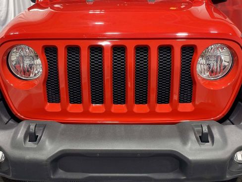 Used 2019 Jeep Wrangler Unlimited Sport S AWD/4WD image 10
