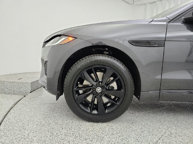 Certified 2026 Jaguar F-PACE R-Dynamic S AWD/4WD image 55
