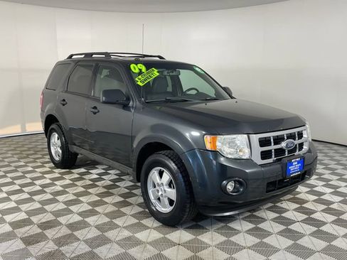 Used 2009 Ford Escape XLT AWD/4WD image 24