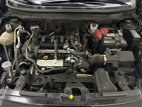 Used 2023 Nissan Kicks SR w/ SR Premium Package image 23