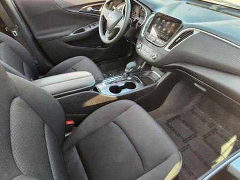 Used 2023 Chevrolet Malibu LT image 7