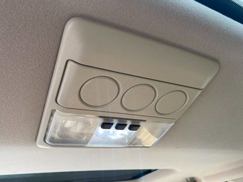 Used 2005 Land Rover LR3 SE image 31