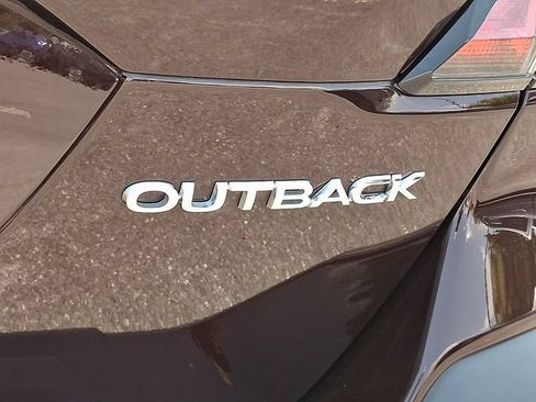 Used 2025 Subaru Outback Limited AWD/4WD image 33