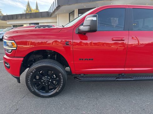 Used 2024 RAM 2500 Laramie w/ Night Edition image 12