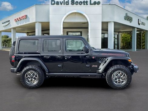 New 2026 Jeep Wrangler Unlimited Rubicon w/ Safety Group image 5