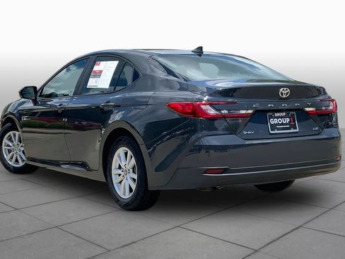 Used 2025 Toyota Camry LE FWD image 12