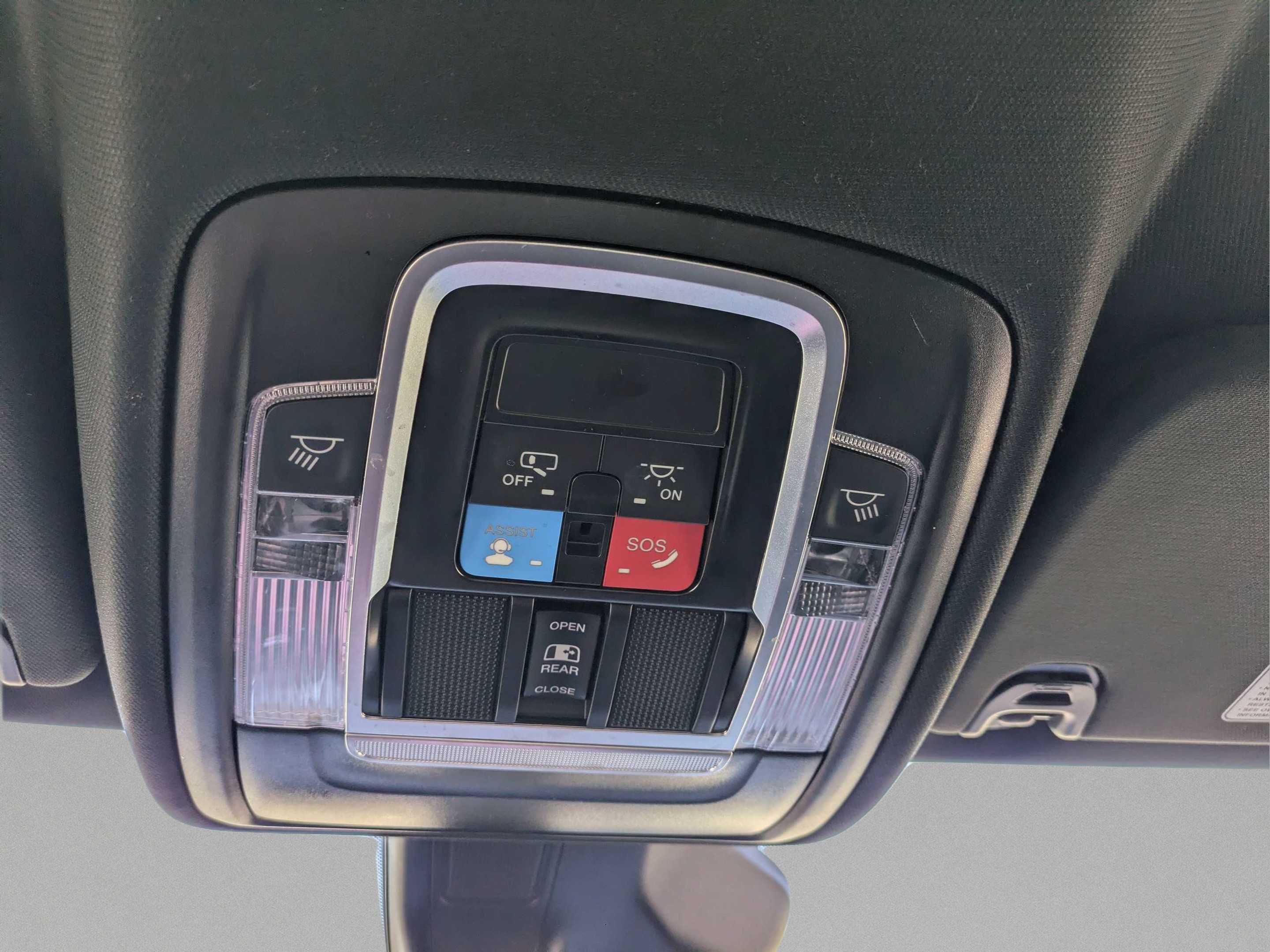 Used 2026 RAM 1500 Laramie AWD/4WD image 22
