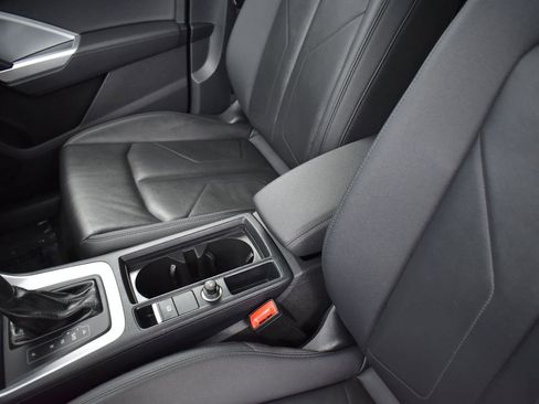 Used 2022 Audi Q3 2.0T Premium image 14