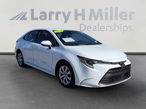 Certified 2024 Toyota Corolla LE image 7