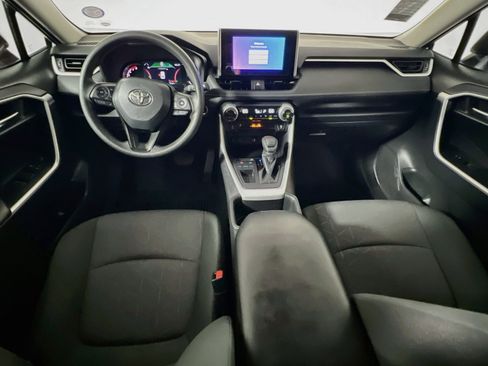 Used 2024 Toyota RAV4 XLE FWD image 29