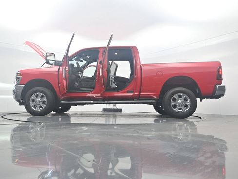 Used 2026 RAM 2500 Big Horn AWD/4WD image 42
