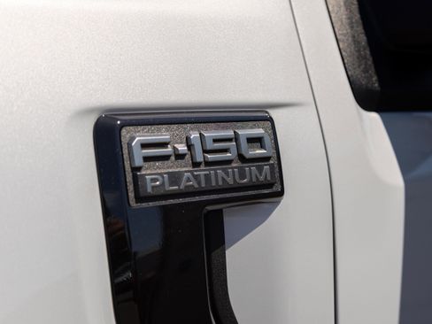 Certified 2025 Ford F150 Platinum AWD/4WD image 17