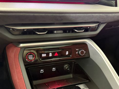 New 2025 Audi SQ5 Premium Plus image 22