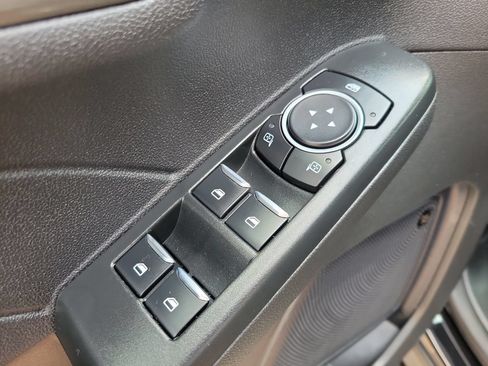 Used 2023 Ford Escape Active w/ Tech Pack #2 AWD/4WD image 18
