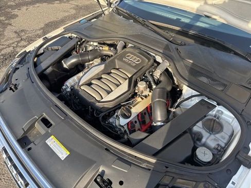 Used 2012 Audi A8 L 4.2 image 32