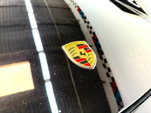 Used 2011 Porsche 911 GT3 RS image 33