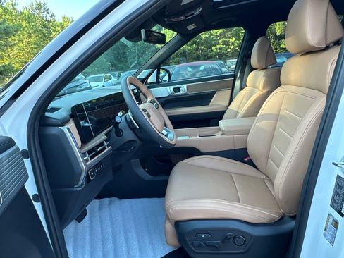 New 2026 Hyundai Santa Fe Calligraphy image 8