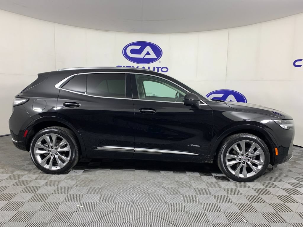 Used 2023 Buick Envision Avenir FWD image 2