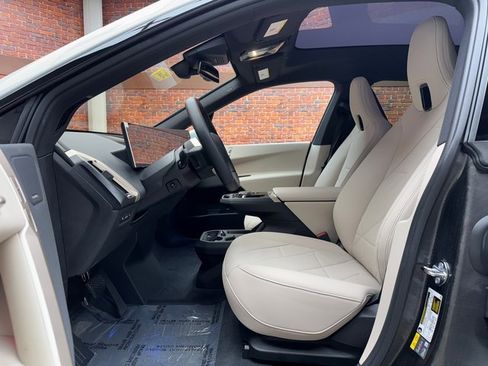 New 2026 BMW iX xDrive45 w/ Premium Package image 22