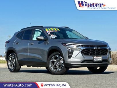 Used 2024 Chevrolet Trax LT w/ Driver Confidence Package