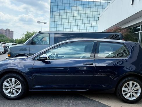 Used 2015 Volkswagen Golf S FWD image 4
