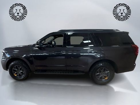 New 2026 Ford Expedition Tremor image 8