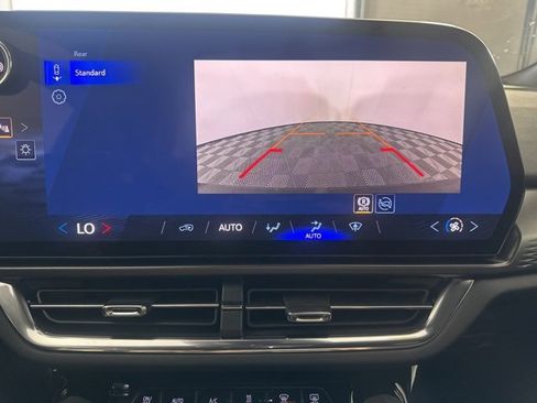 New 2026 Chevrolet Equinox EV LT image 23