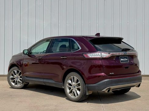 Used 2017 Ford Edge Titanium w/ Equipment Group 301A AWD/4WD image 4