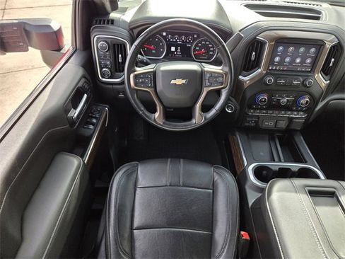 Certified 2022 Chevrolet Silverado 3500 High Country w/ Technology Package image 12