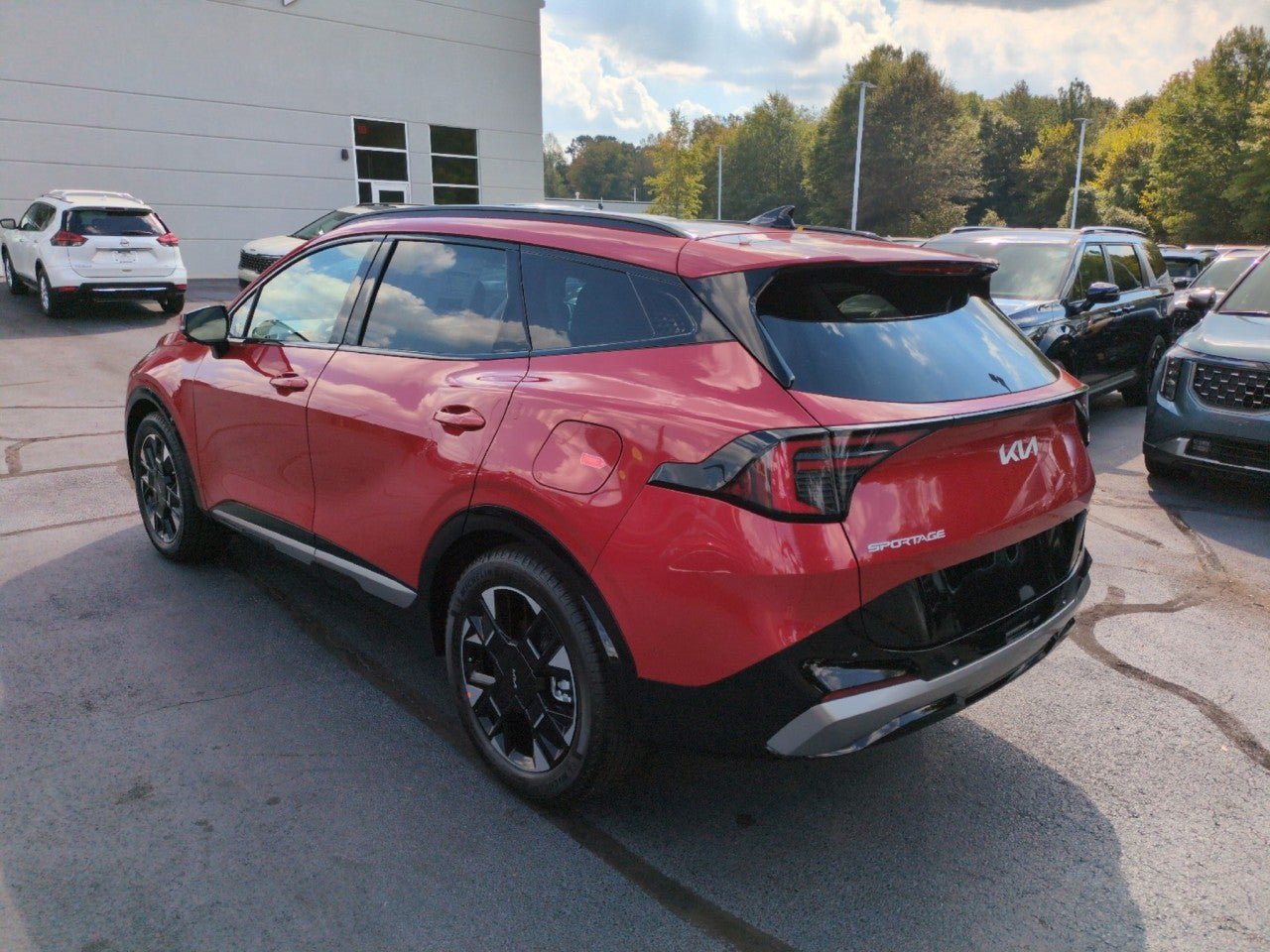 New 2027 Kia Sportage SX FWD image 5