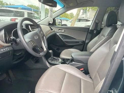 Used 2019 Hyundai Santa Fe XL SE w/ SE Premium Package 02 FWD image 9