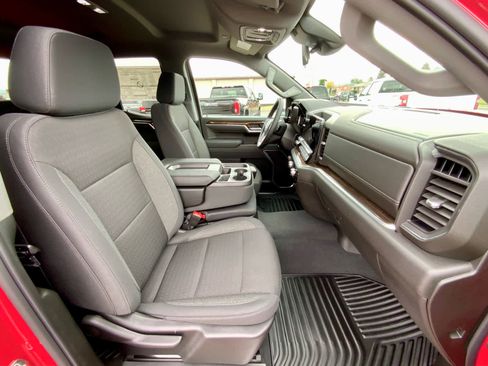 New 2026 GMC Sierra 1500 Elevation image 30