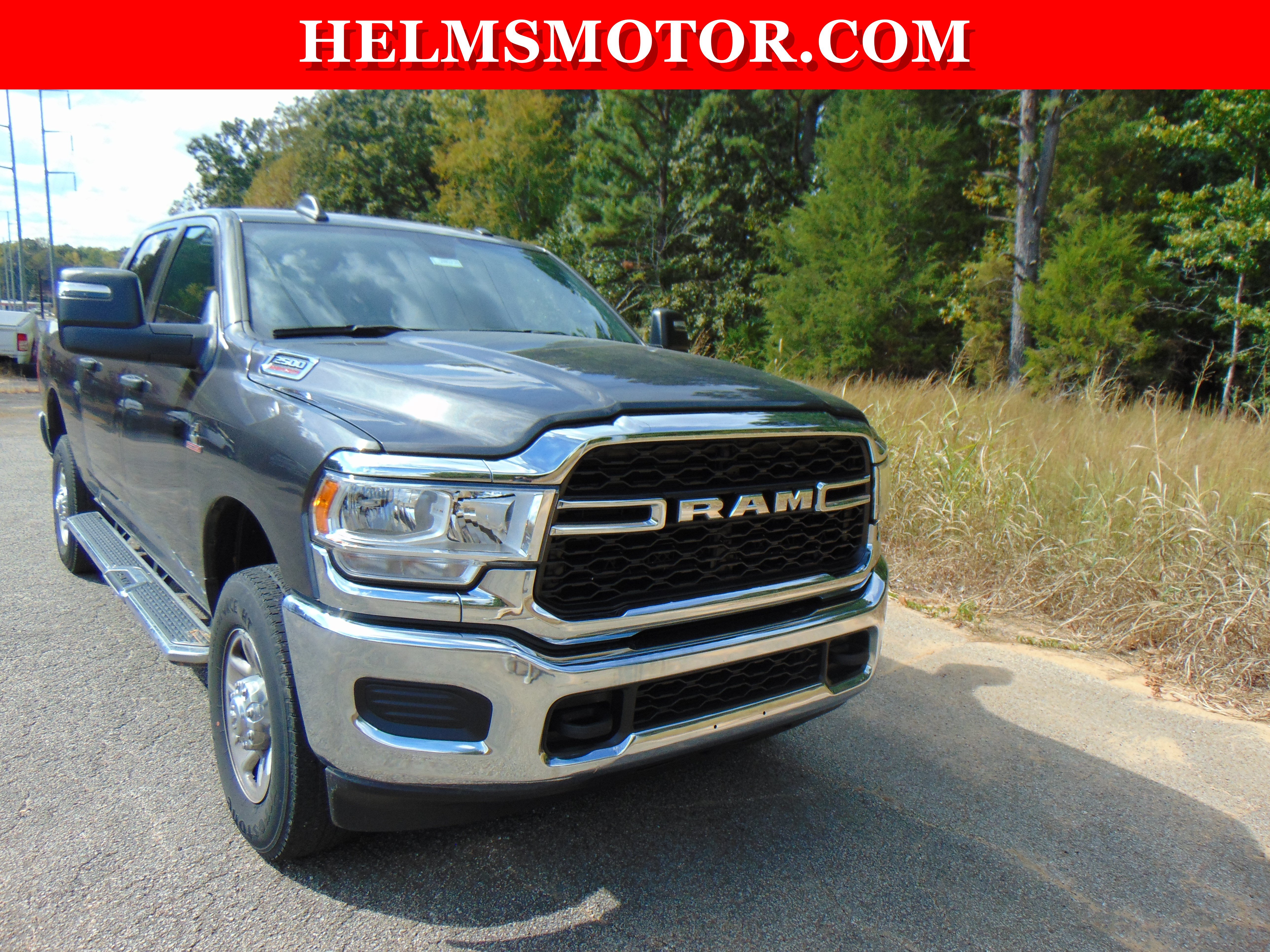 Used 2024 RAM 2500 Tradesman w/ Chrome Appearance Group AWD/4WD image 8