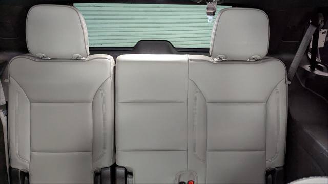 Used 2021 GMC Yukon SLT w/ SLT Premium Package AWD/4WD image 18