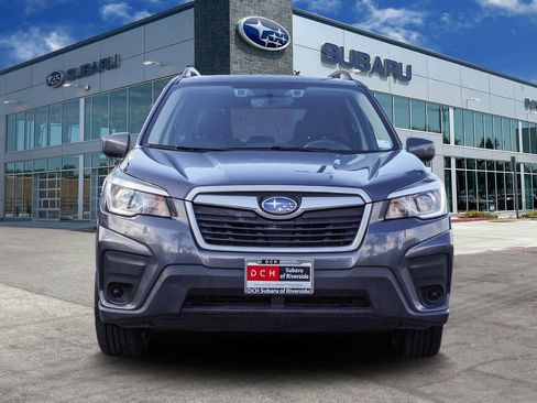 Used 2020 Subaru Forester Premium image 2