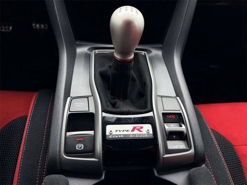 Used 2021 Honda Civic Type R image 8