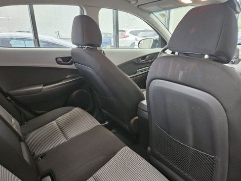 Used 2019 Hyundai Kona SE FWD image 12
