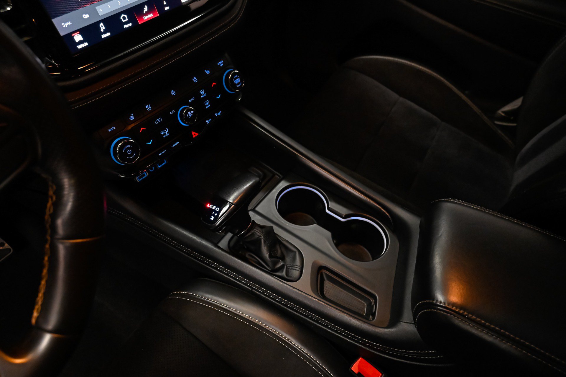Used 2024 Dodge Durango SRT w/ Black Package AWD/4WD image 12