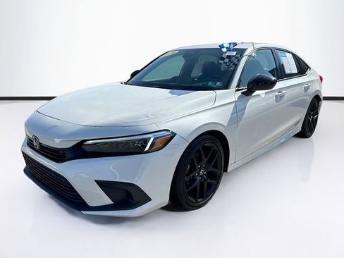 Used 2024 Honda Civic Sport image 3