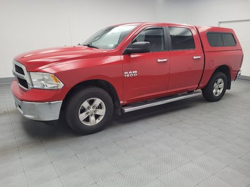 Used 2013 RAM 1500 Classic SLT AWD/4WD image 2