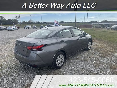 Used 2024 Nissan Versa S w/ Trunk Package image 3