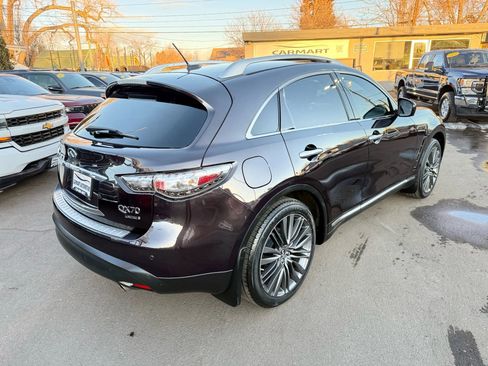 Used 2017 INFINITI QX70 AWD w/ Limited Package image 9