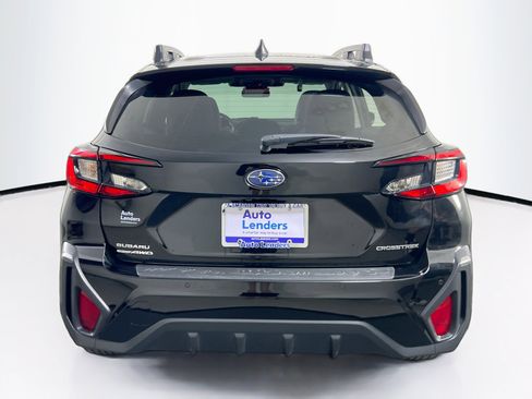 Used 2024 Subaru Crosstrek 2.5i Limited image 6